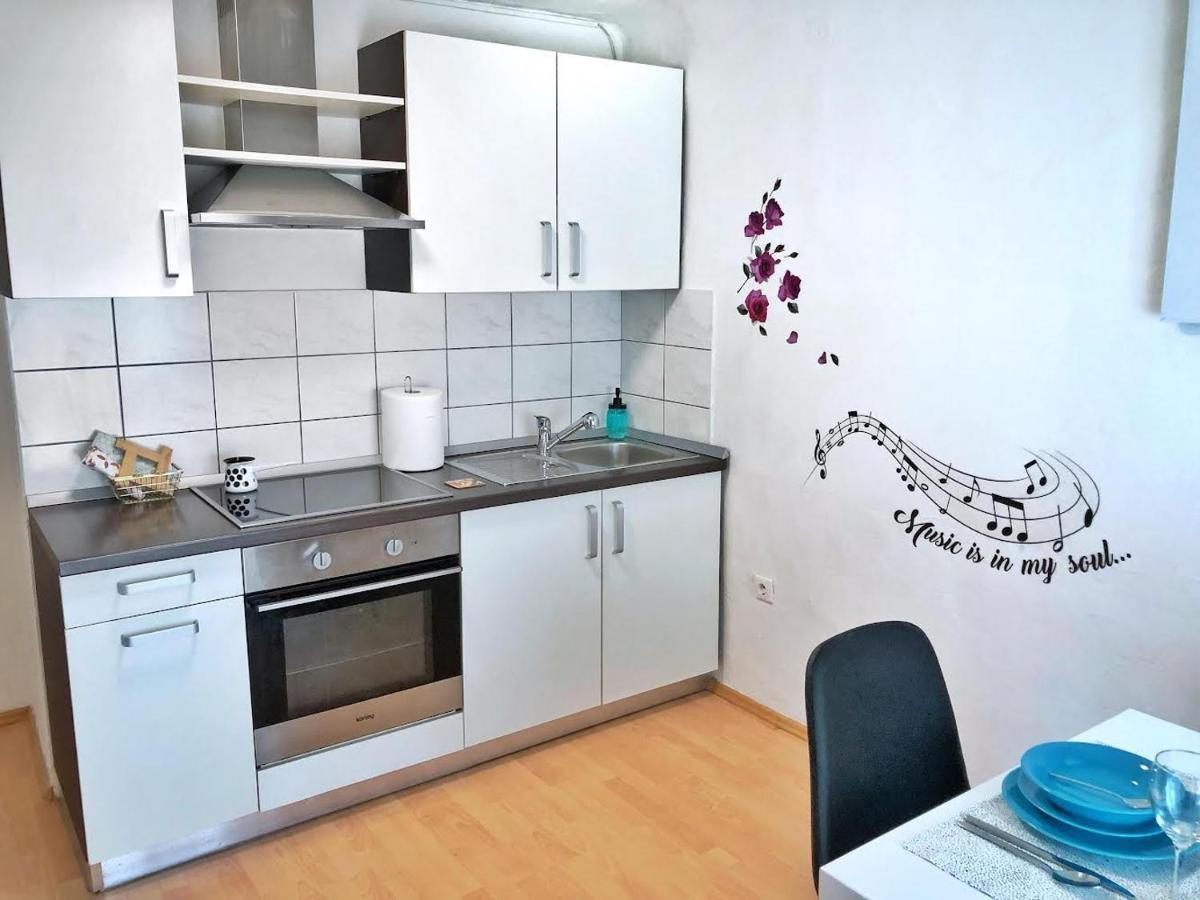 1Br Apartment On The Most Beautiful Street In Ljubljana Center 외부 사진